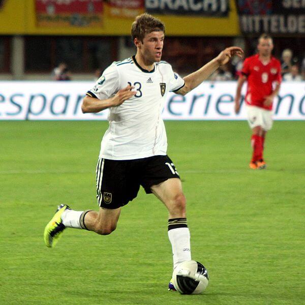 Thomas Müller podczas meczu na boisku